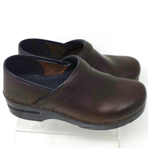 on sale dansko